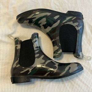 Camo Rain Boots